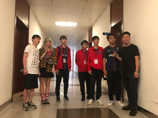 FaZe击败 aurora 获得ESL Pro League S22的最后一个季后赛名额